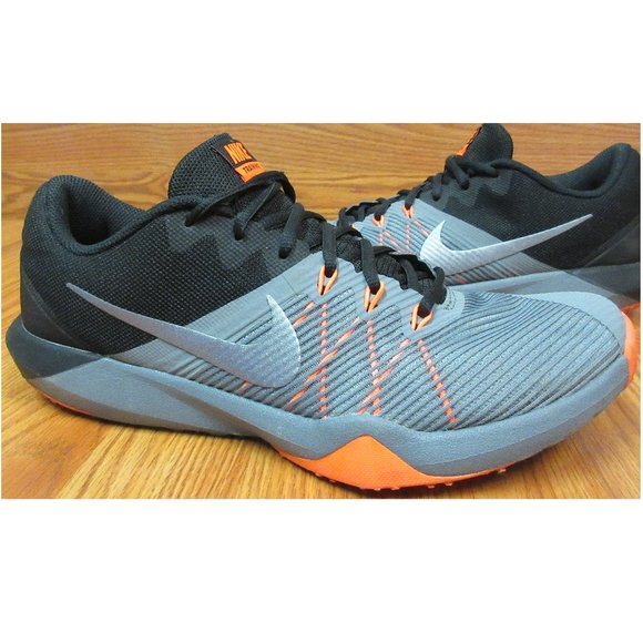 nike retaliation tr orange